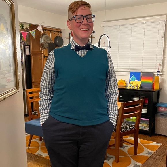 Meet your Posher, Sage - Picture 7 of 12